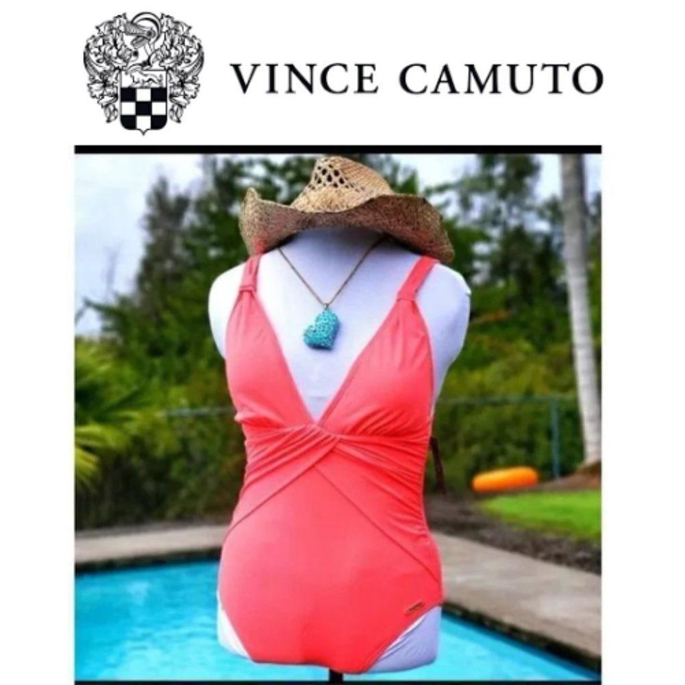 Vince Camuto Size 10 One Piece Swimsuit